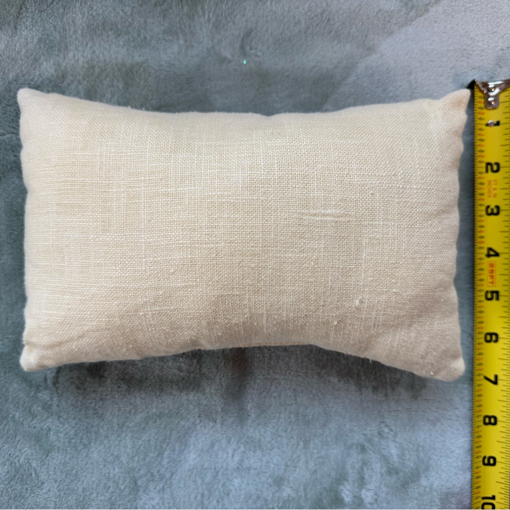 Cream Cat-Themed Decorative Pillow A House Is Not. Home Without A Cat - Picture 4 of 4